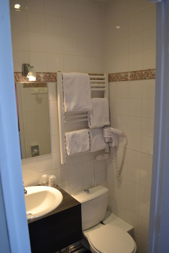 Economy Double Room photo 3