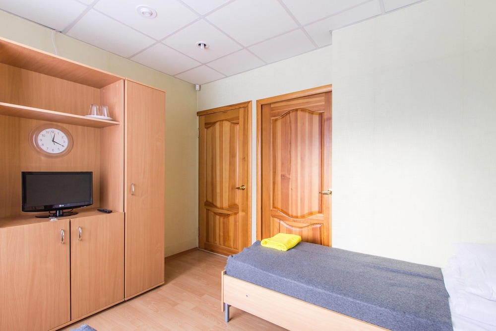 Standard Twin Room photo 2