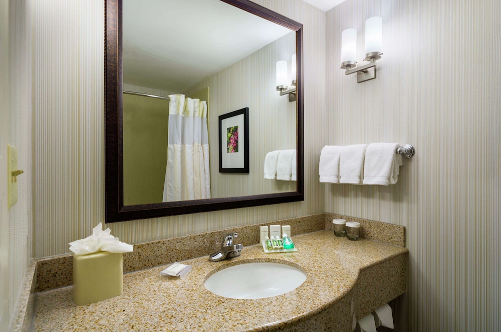 Room, Accessible - Photo 2
