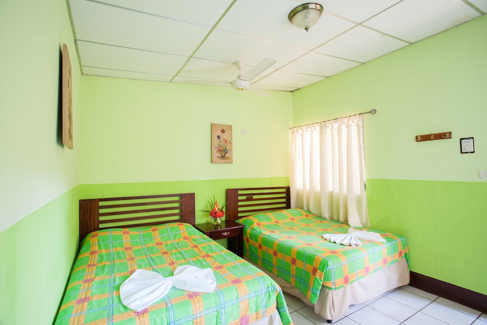 Standard Triple Room photo 3