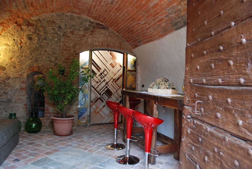 Comfort Room, Non Smoking, Ground Floor photo 3