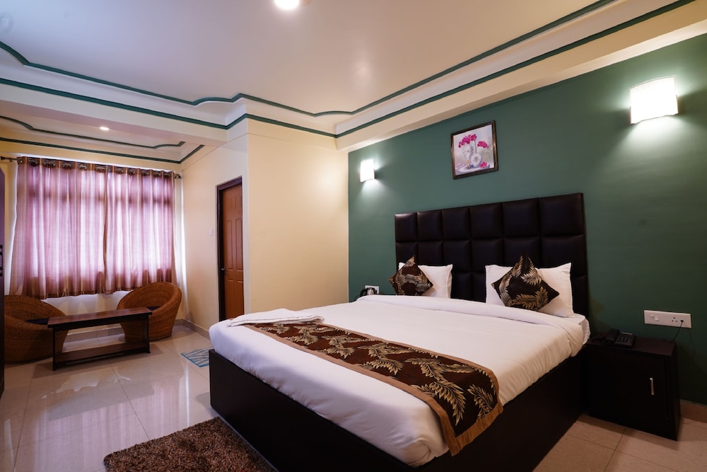 Classic Double Room