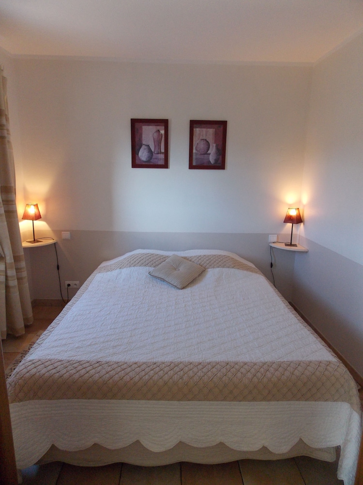 Comfort Suite, Terrace photo 1