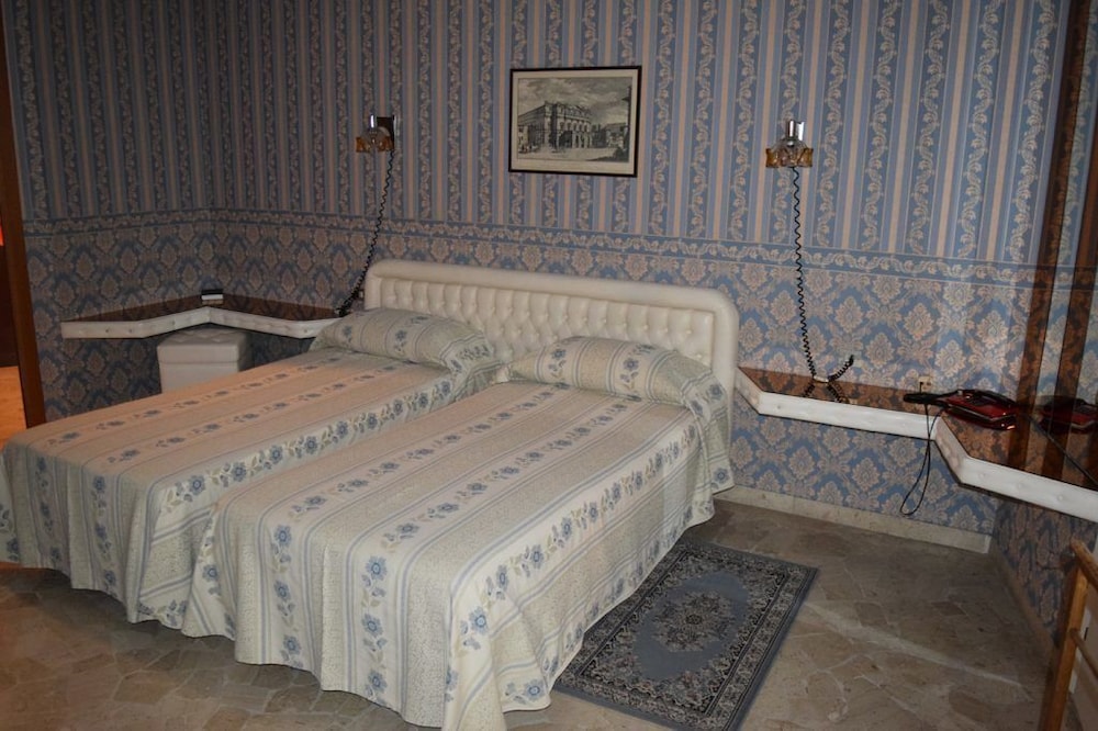 Twin Room photo 1