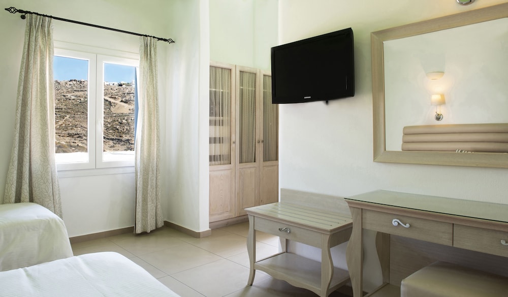 Standard Triple Room - Photo 6