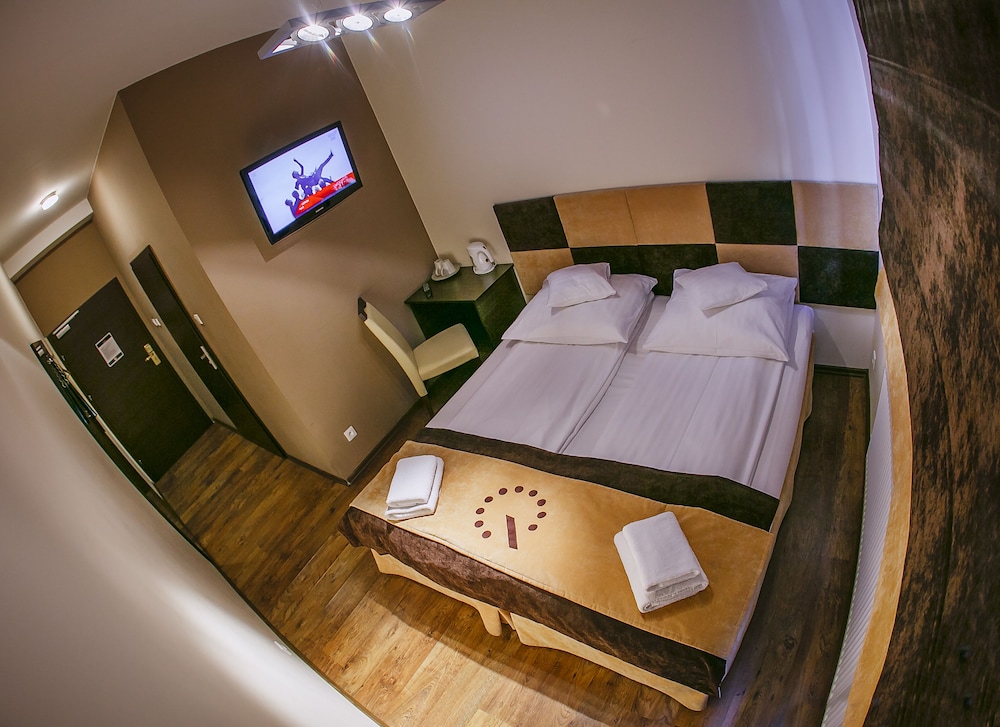 Double or Twin Room photo 1