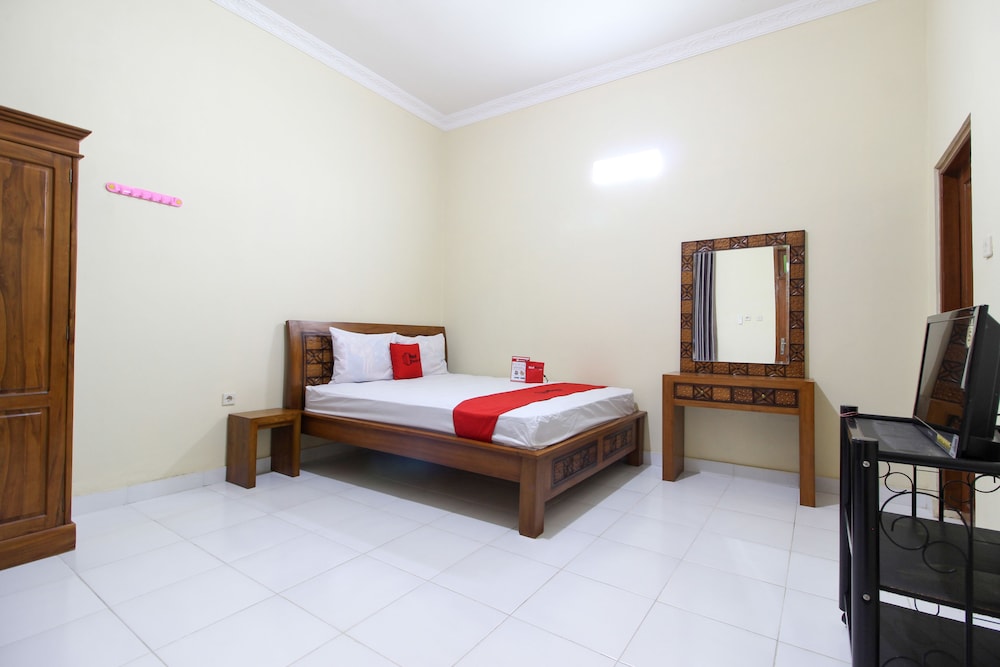 Double Room - Photo 5