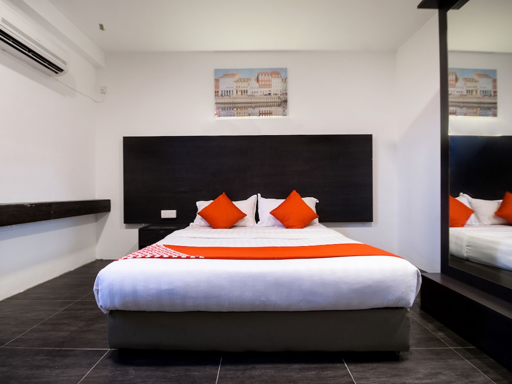 Standard Double Room, 1 Queen Bed