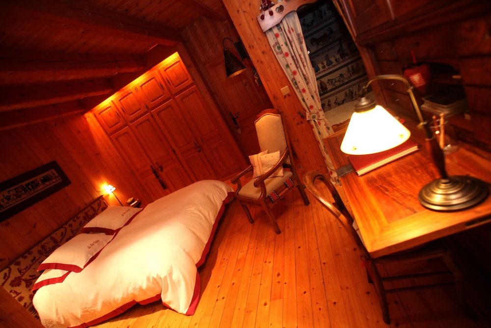 Double Room ( La chambre Alpage) photo 1