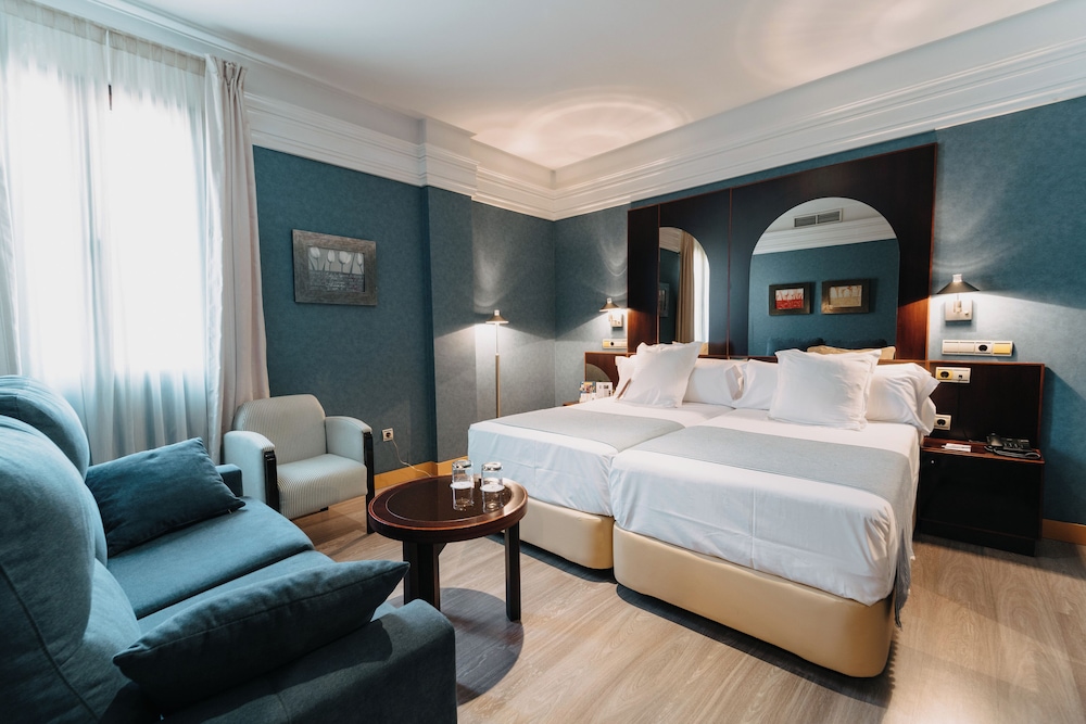 Double Room - Photo 3