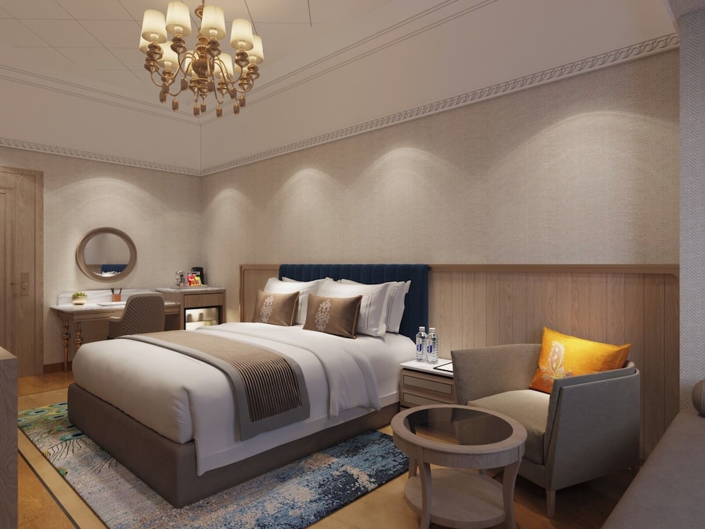 Room, 1 King Bed (Heritage)