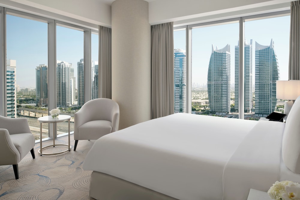Premier Room, 1 King Bed with Sofa bed, City View - Photo 6