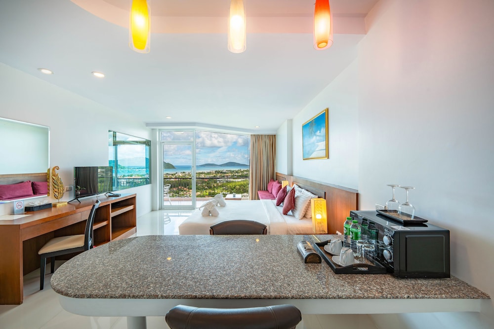 Jacuzzi Suite Sea View