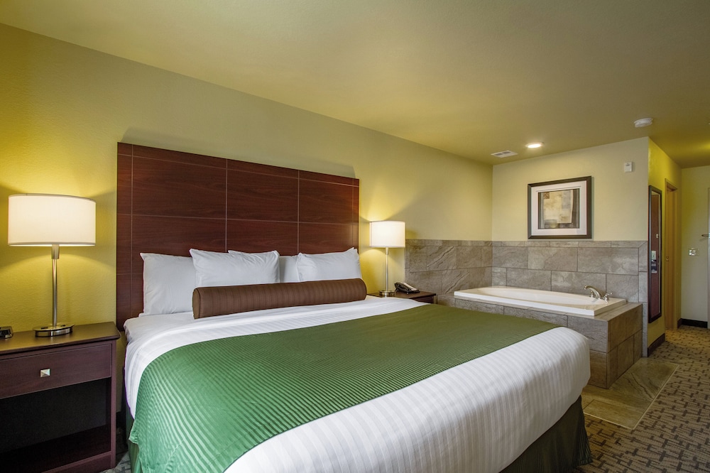Suite, 1 King Bed, Non Smoking