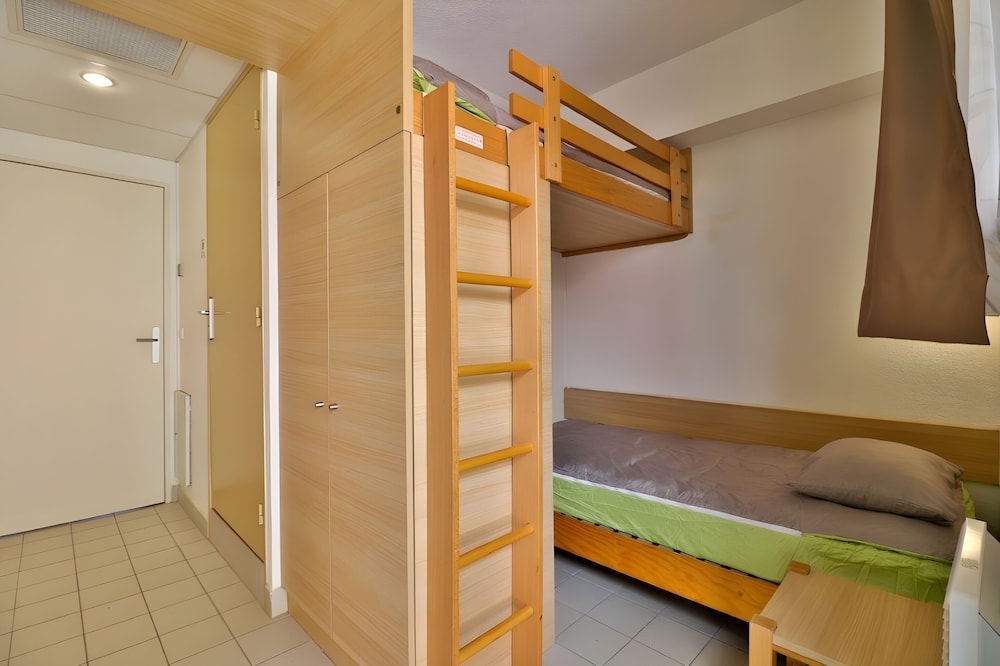 Triple Room, Garden View photo 2