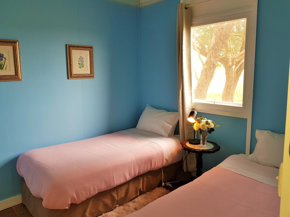 Monash Cottage photo 3
