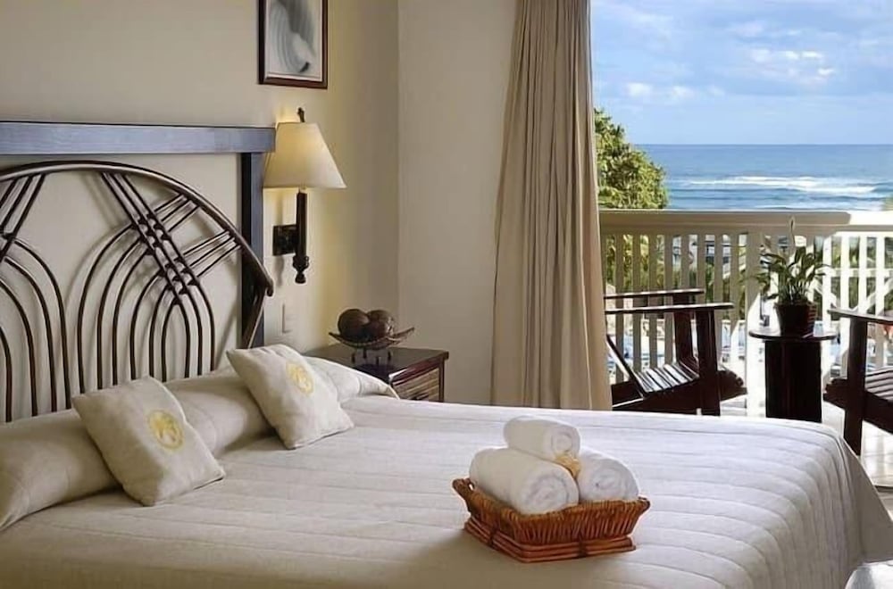 Junior Suite, Balcony, Courtyard View photo 3