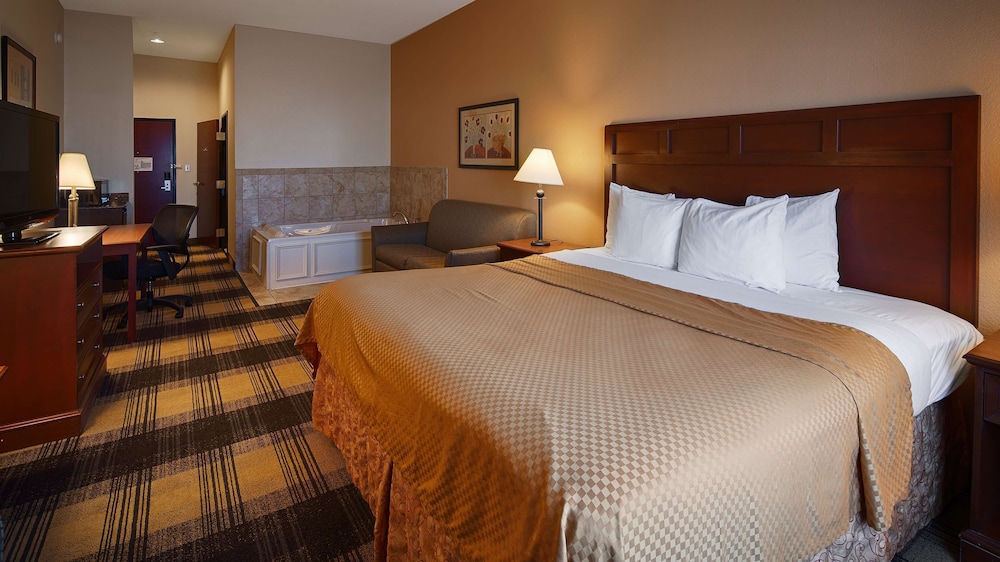 Suite, 1 King Bed, Non Smoking, Jetted Tub