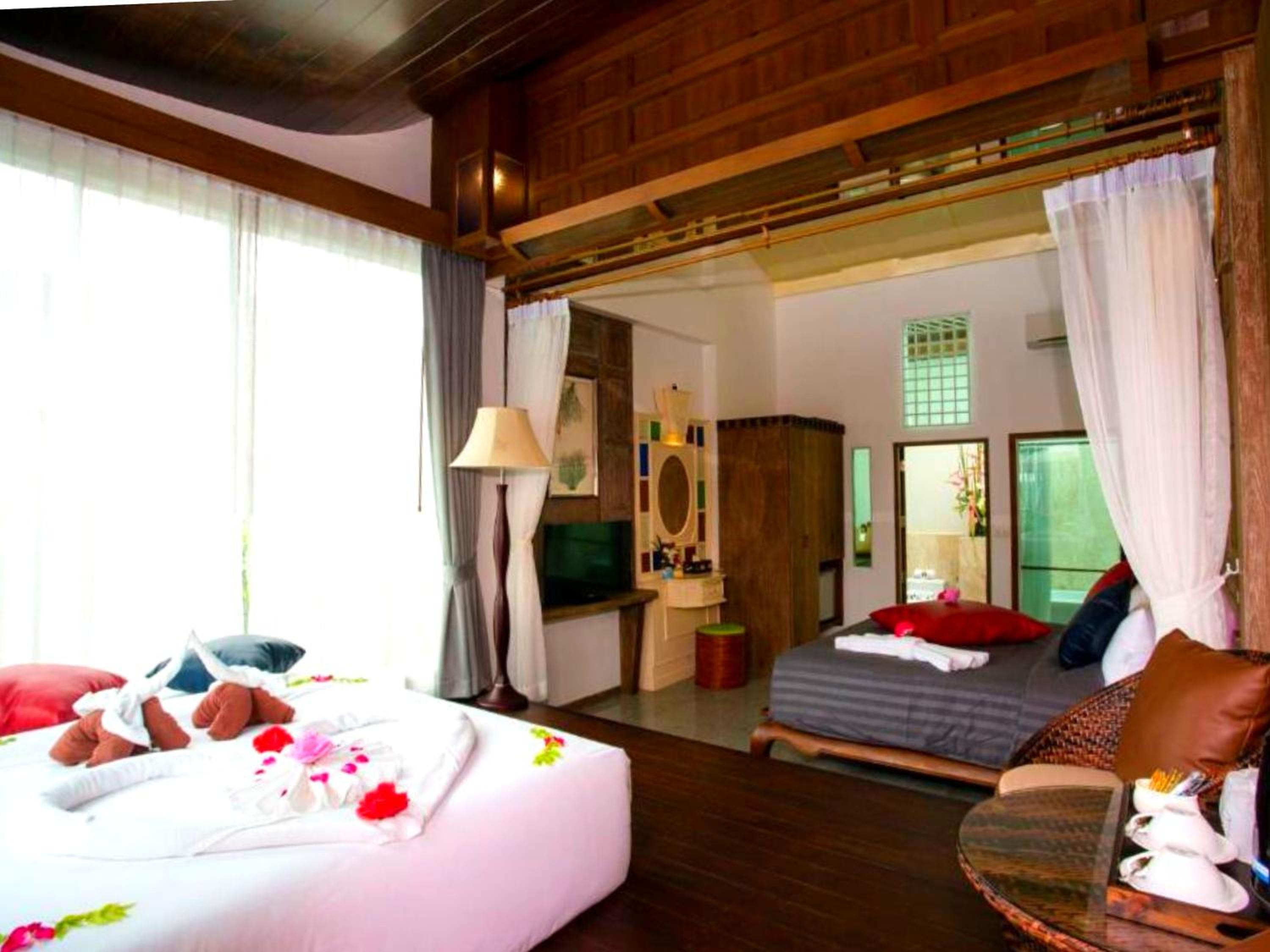 Luxury Family Villa - Pool Access (2 King size beds) photo 3