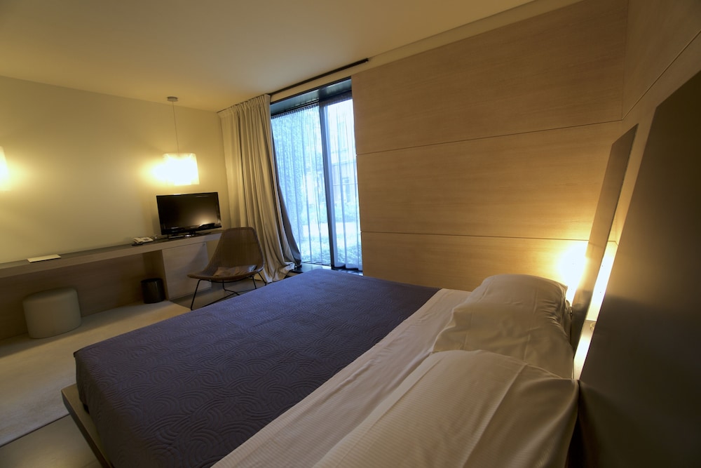 Superior Double or Twin Room, Annex Building - Photo 2