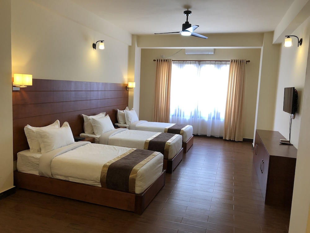 Standard Triple Room, Multiple Beds photo 1
