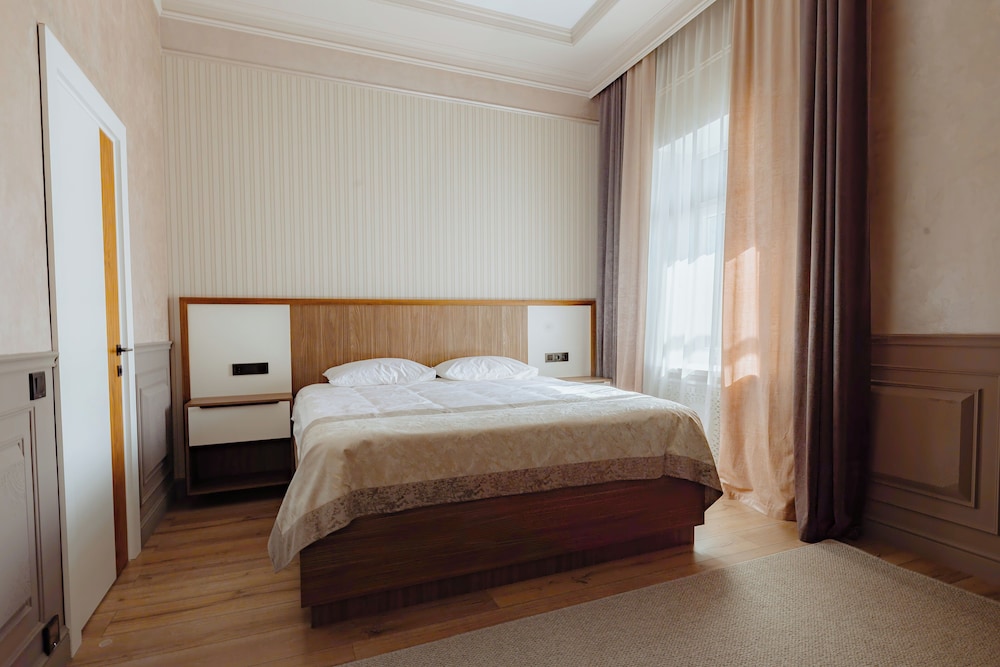 Deluxe Double Room, Balcony, Courtyard View photo 1