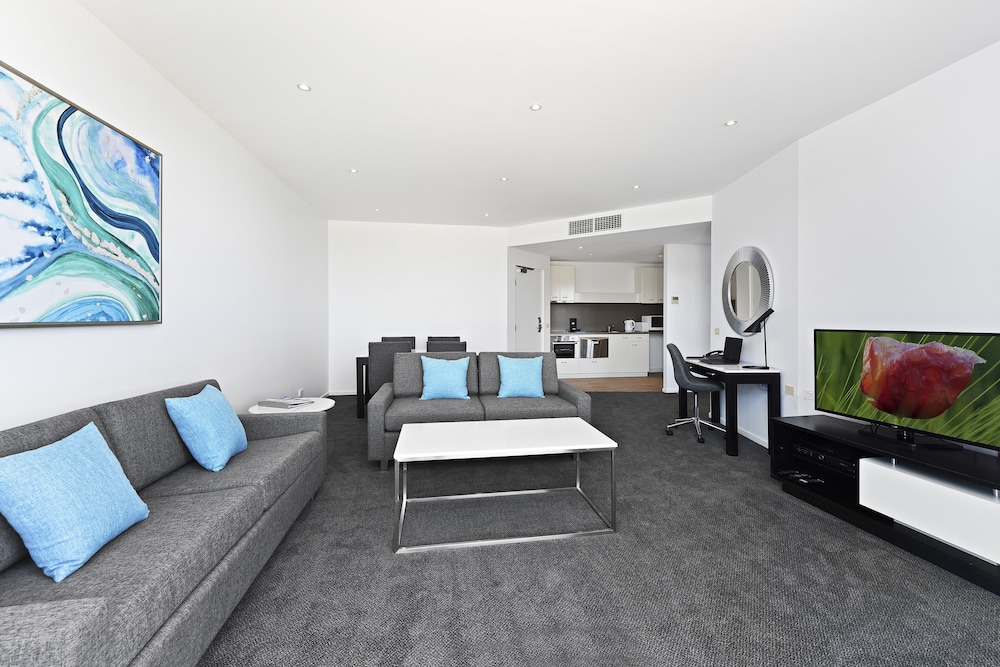 Apartment, 1 Bedroom (3 Night Stay) - No Housekeeping photo 2