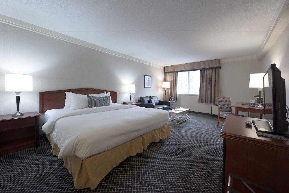 Toronto Don Valley Hotel and Suites — photo 75