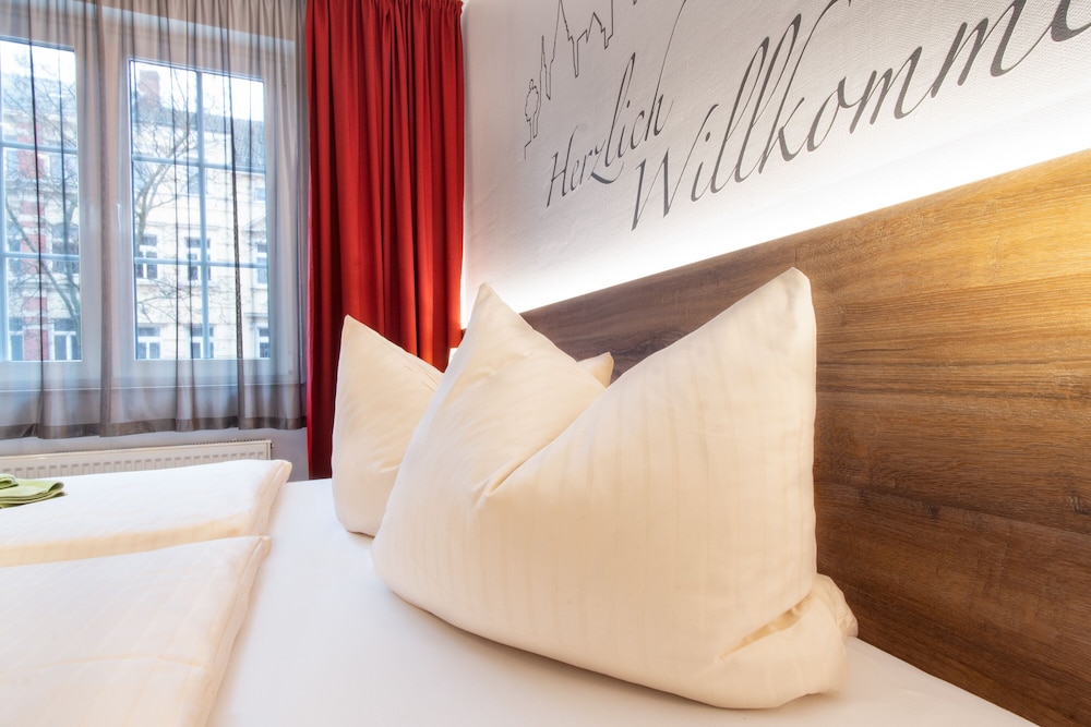 Superior Twin Room photo 2