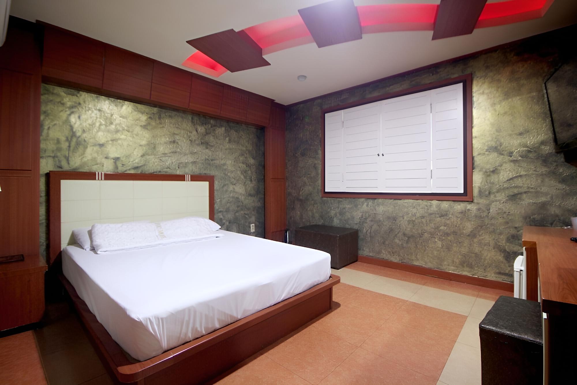 Room (Deluxe (ocean view)) - Photo 5