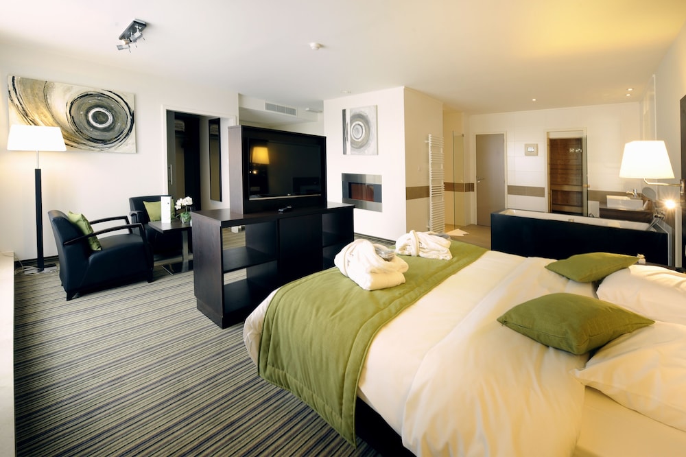 Wellness Suite - Photo 1