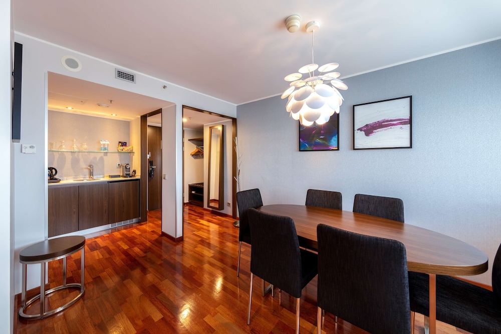 Royal Suite - Photo 3