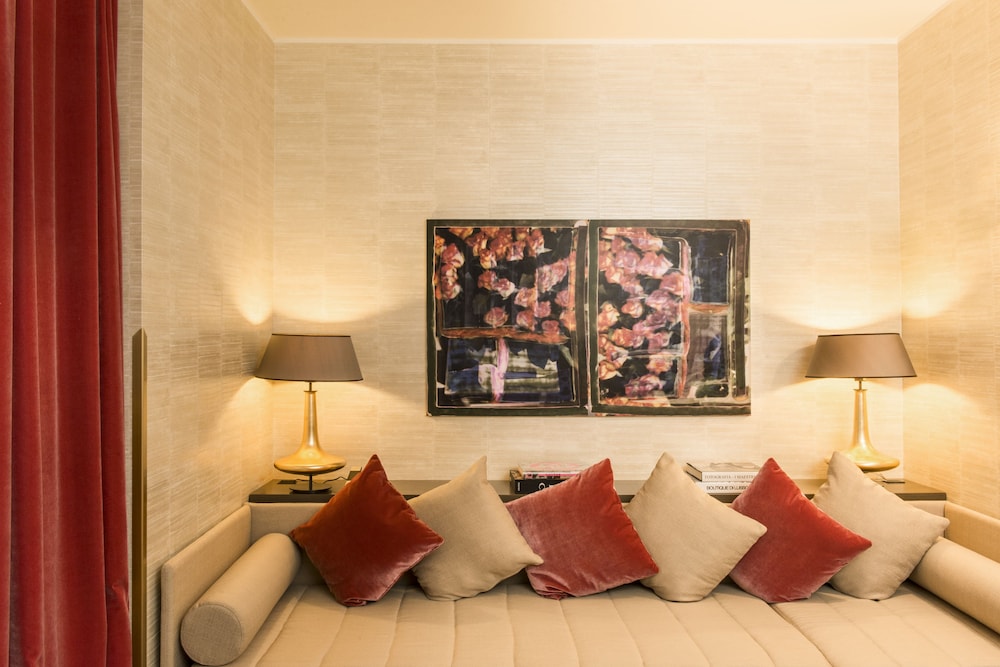 Grand Suite Rosa thumbnail 5