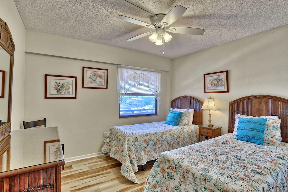 Condo, 1 King Bed with Sofa bed (Villa Madeira 506 - Premier) photo 1