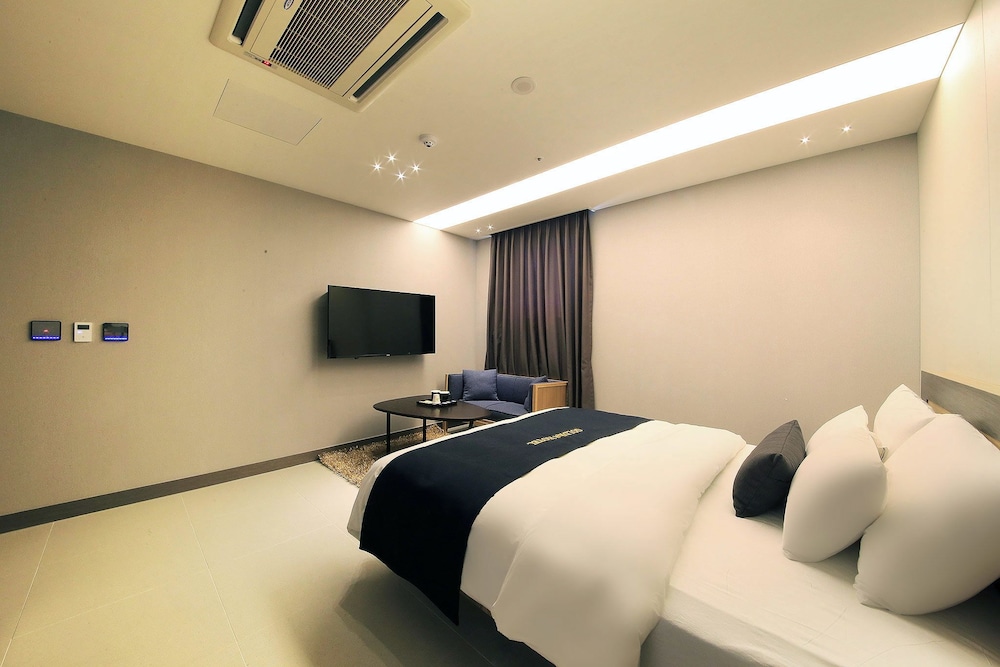 Standard Room - Photo 15