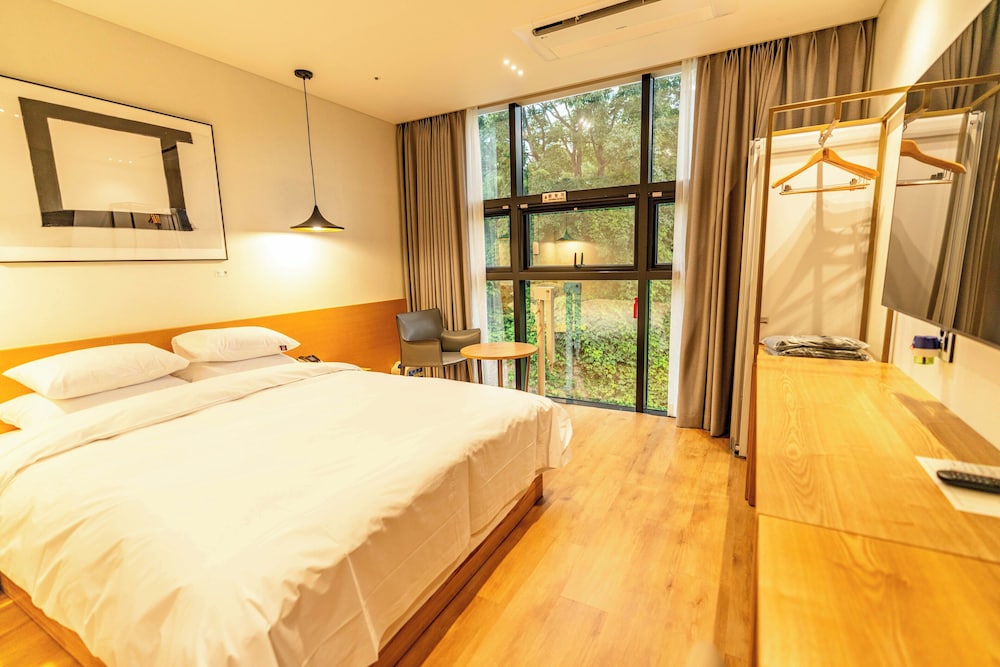 Deluxe Double Room - Photo 3