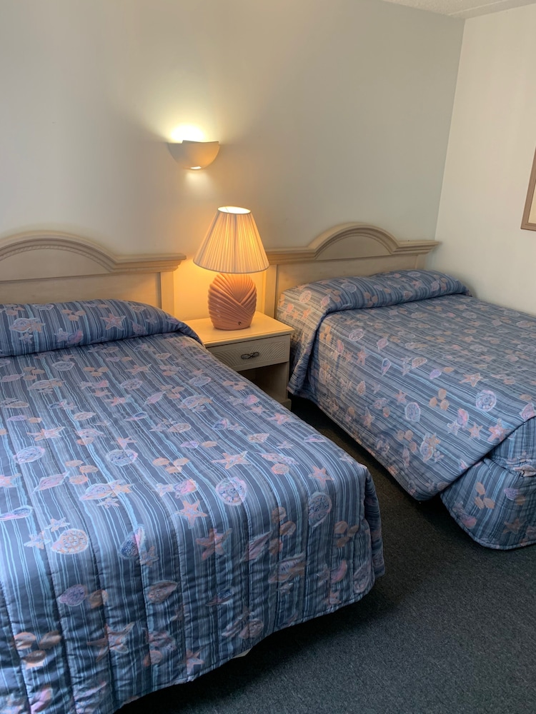 1 Bedroom Efficiency Suite (H)
