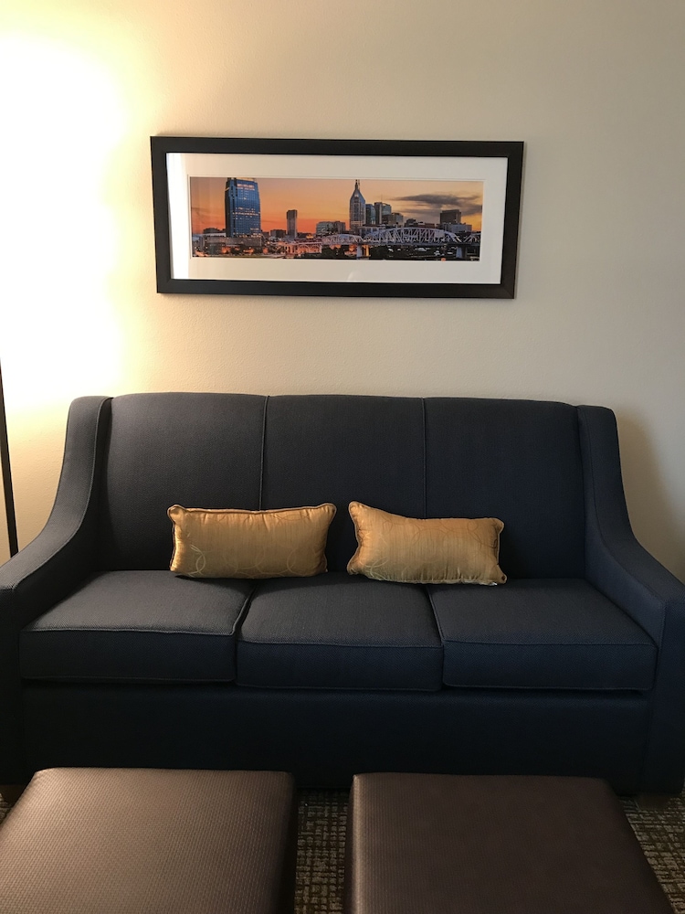 Suite, 1 King Bed with Sofa bed, Non Smoking - Photo 5