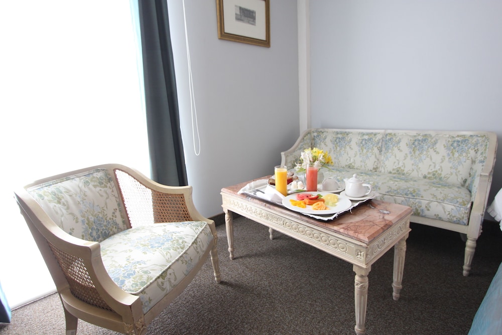 Suite Estandar photo 2