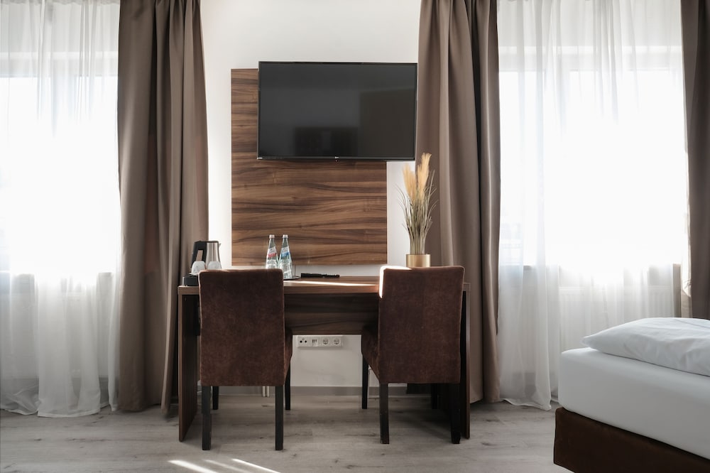 Deluxe Twin Room - Photo 7