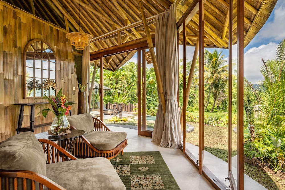 Luxury Villa, 1 King Bed, Private Pool, Hill View