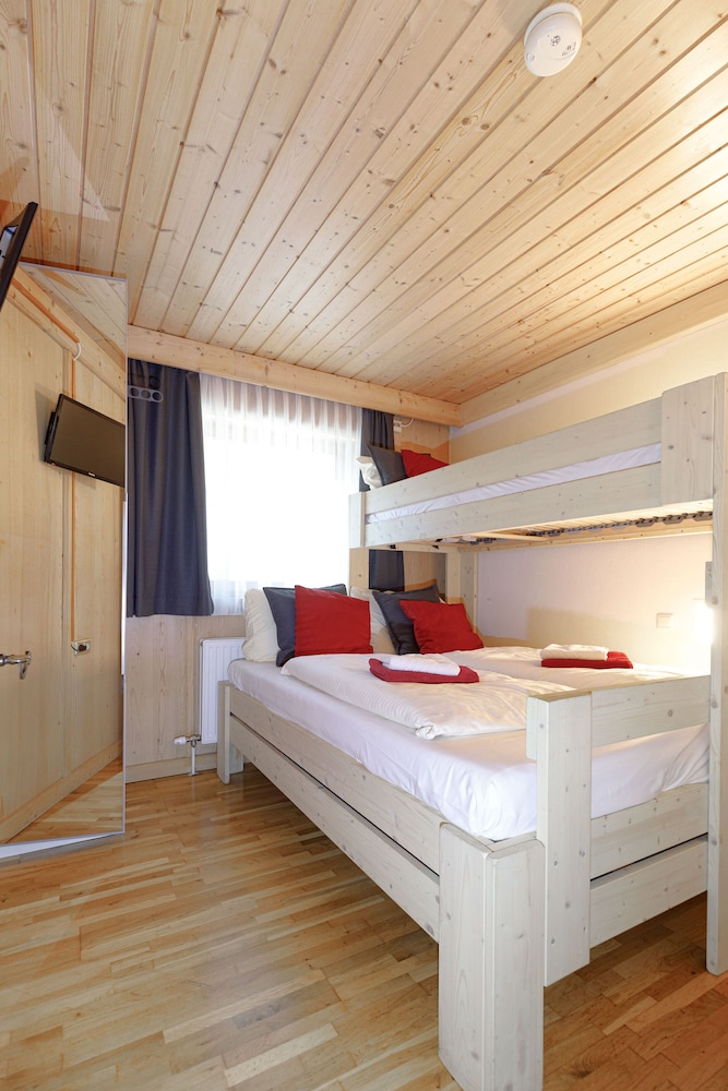 Apartment, 2 Bedrooms (Sonnenalm, incl. 75 EUR Cleaning fee) photo 3