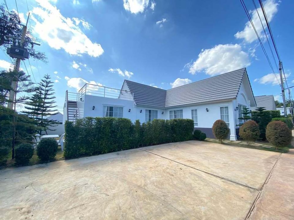 Family Villa, 3 Bedrooms, Lanai, Hill View photo 1
