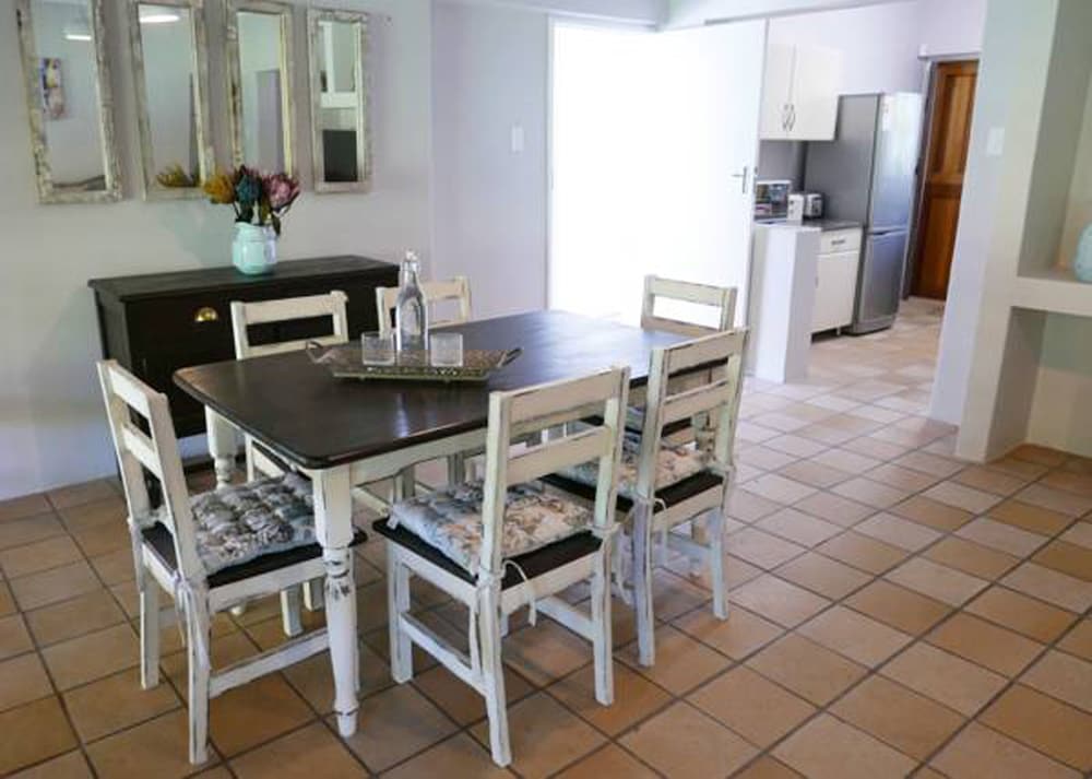 Deluxe Cottage, 2 Bedrooms photo 3