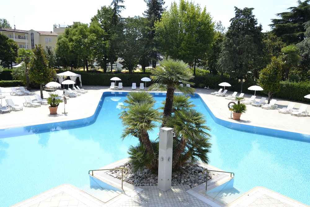 Double Room Single Use (Free spa access) photo 3