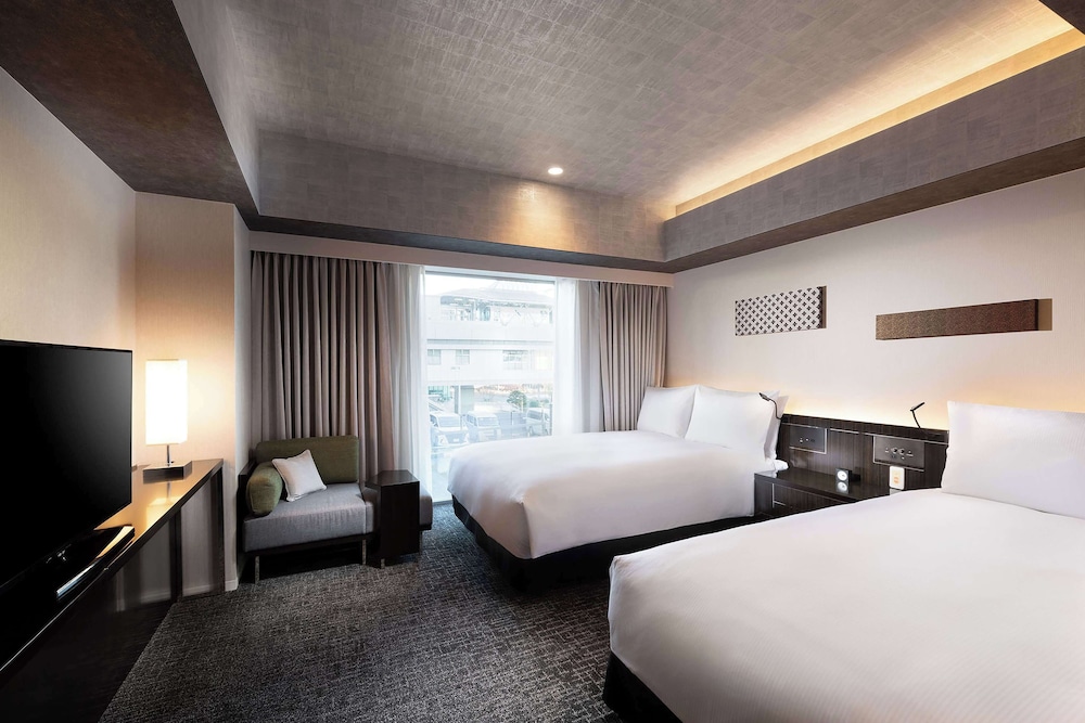 Room, Multiple Beds, Accessible photo 1