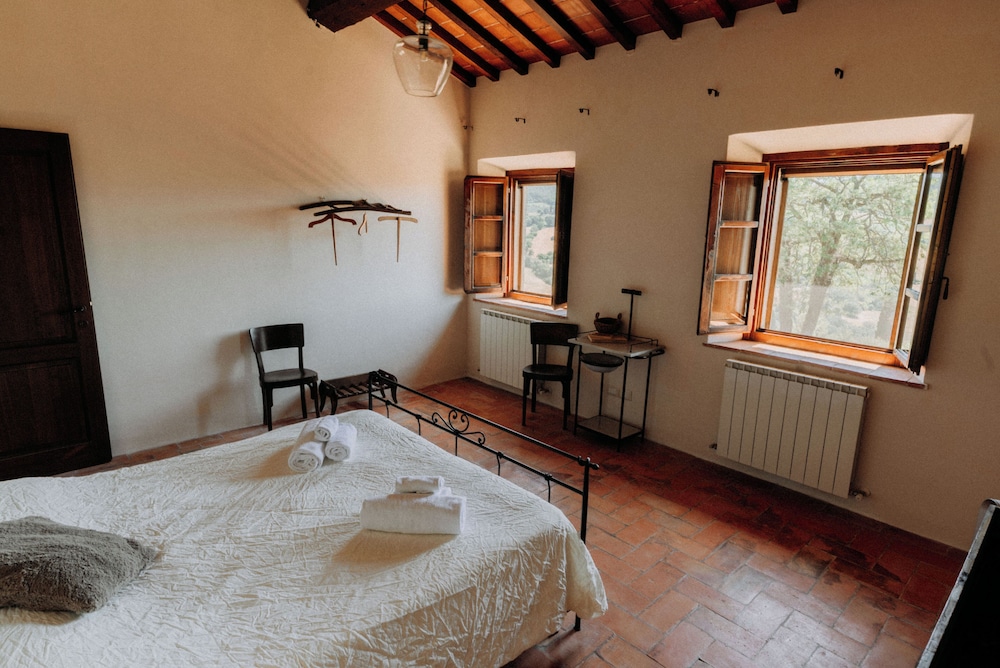 Double Room, Hill View photo 3