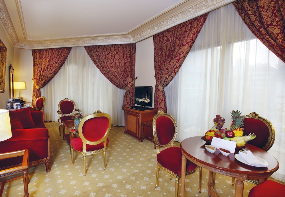 Two Bedroom Presidential Suite