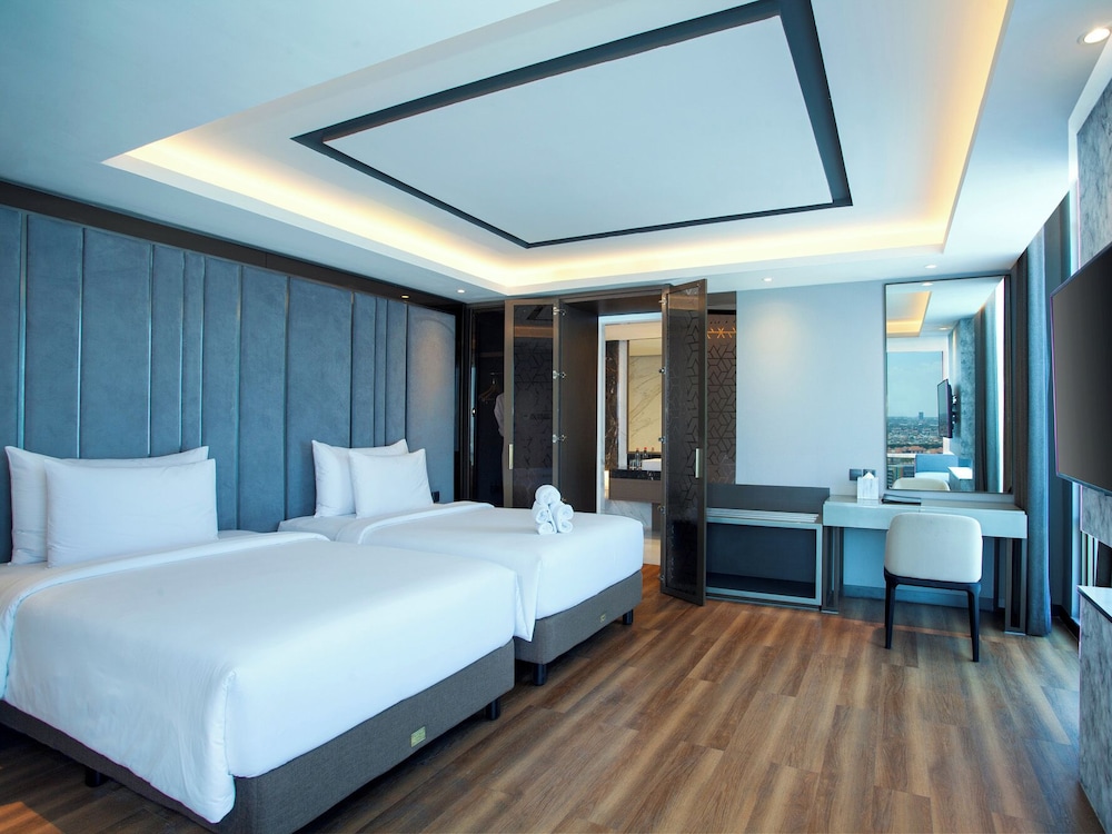 Penthouse photo 2