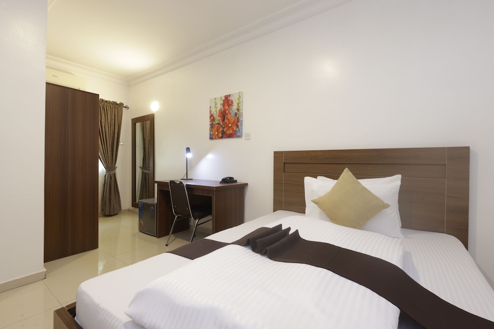 Standard Single Room